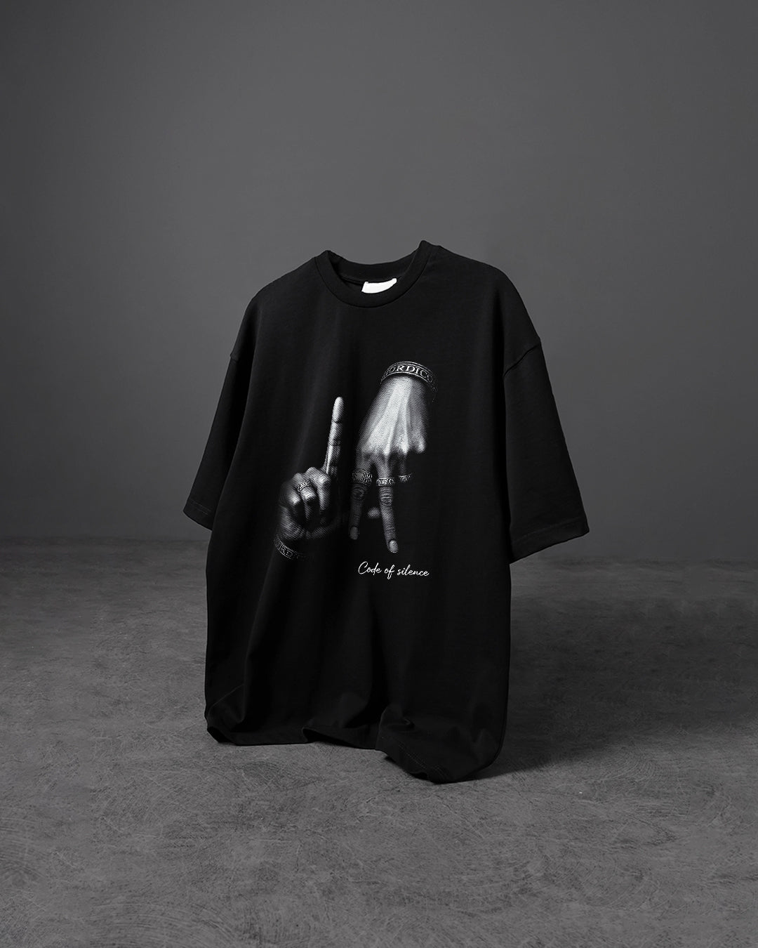 Camiseta Oversize Code of Silence